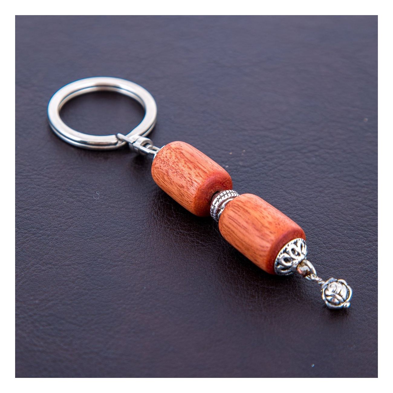 Begleri & Key Holder Set of Eucalyptus Wood Beads