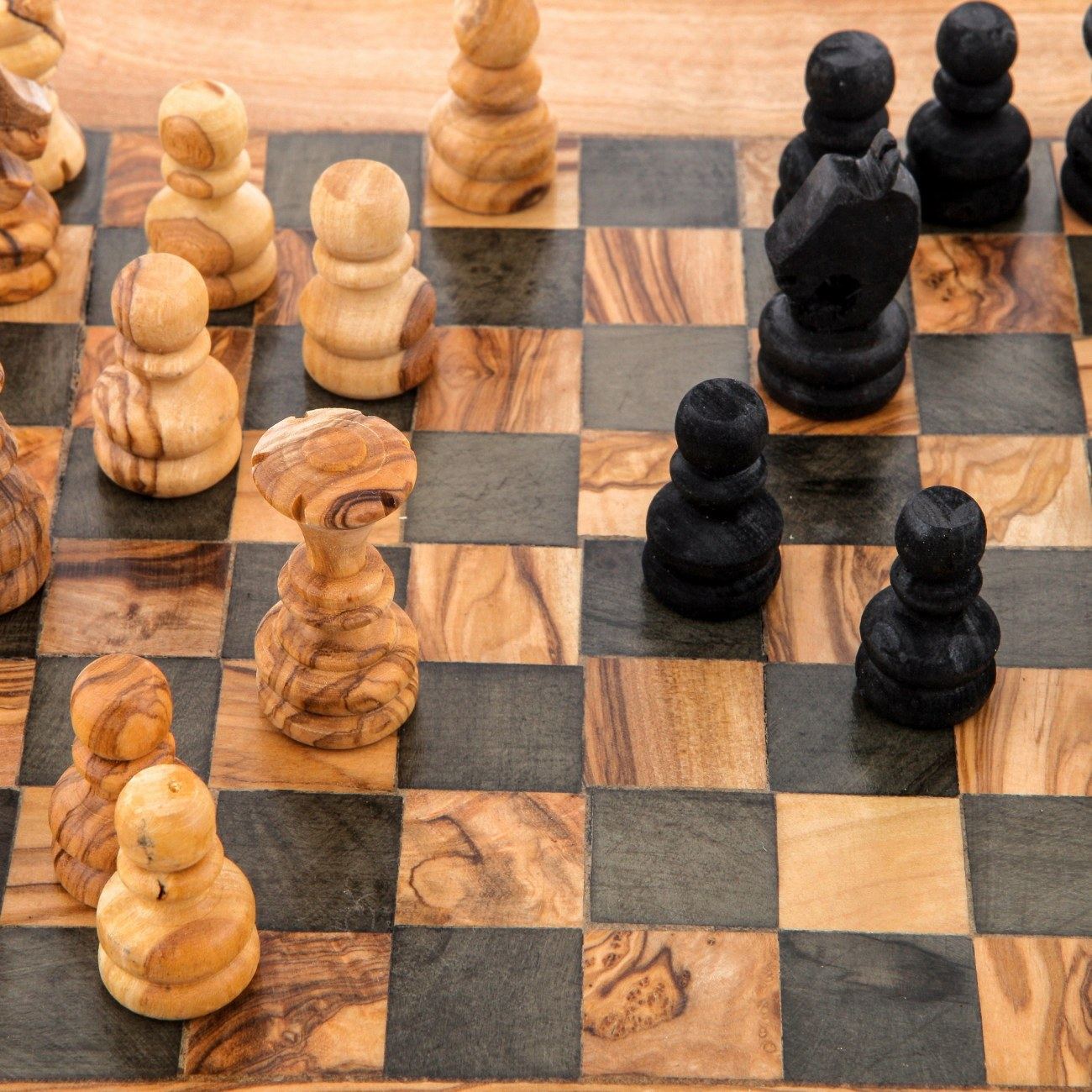 Olive Wood Chess Set Handmade Rustic Style Large 18 X18 46x46cm
